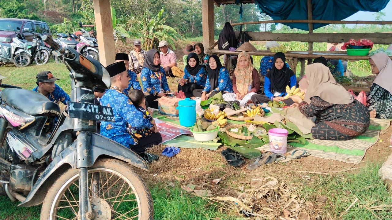 Doa Bersama Musim Tanam Petani bersama Pemdes Suwawal